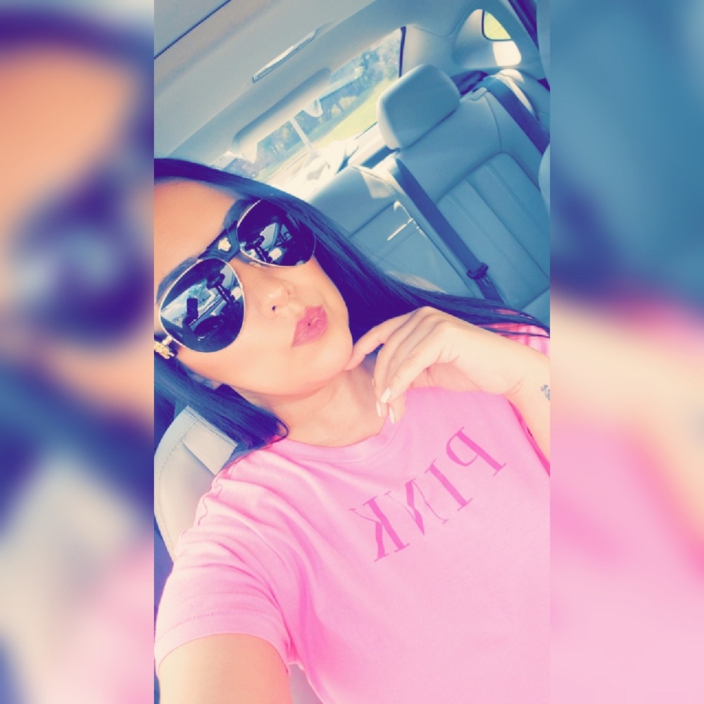 Meet your Posher, Zenaida